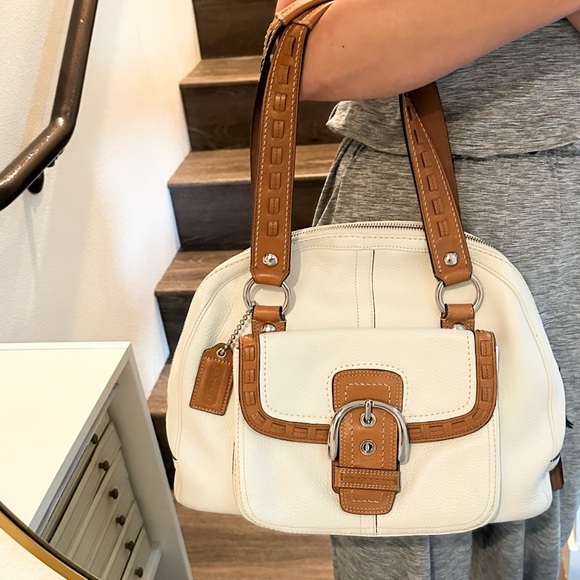 Coach Y2K SoHo Courtney Domed Buckle Satchel Soft Pebble White Leather - Picture 5 of 16